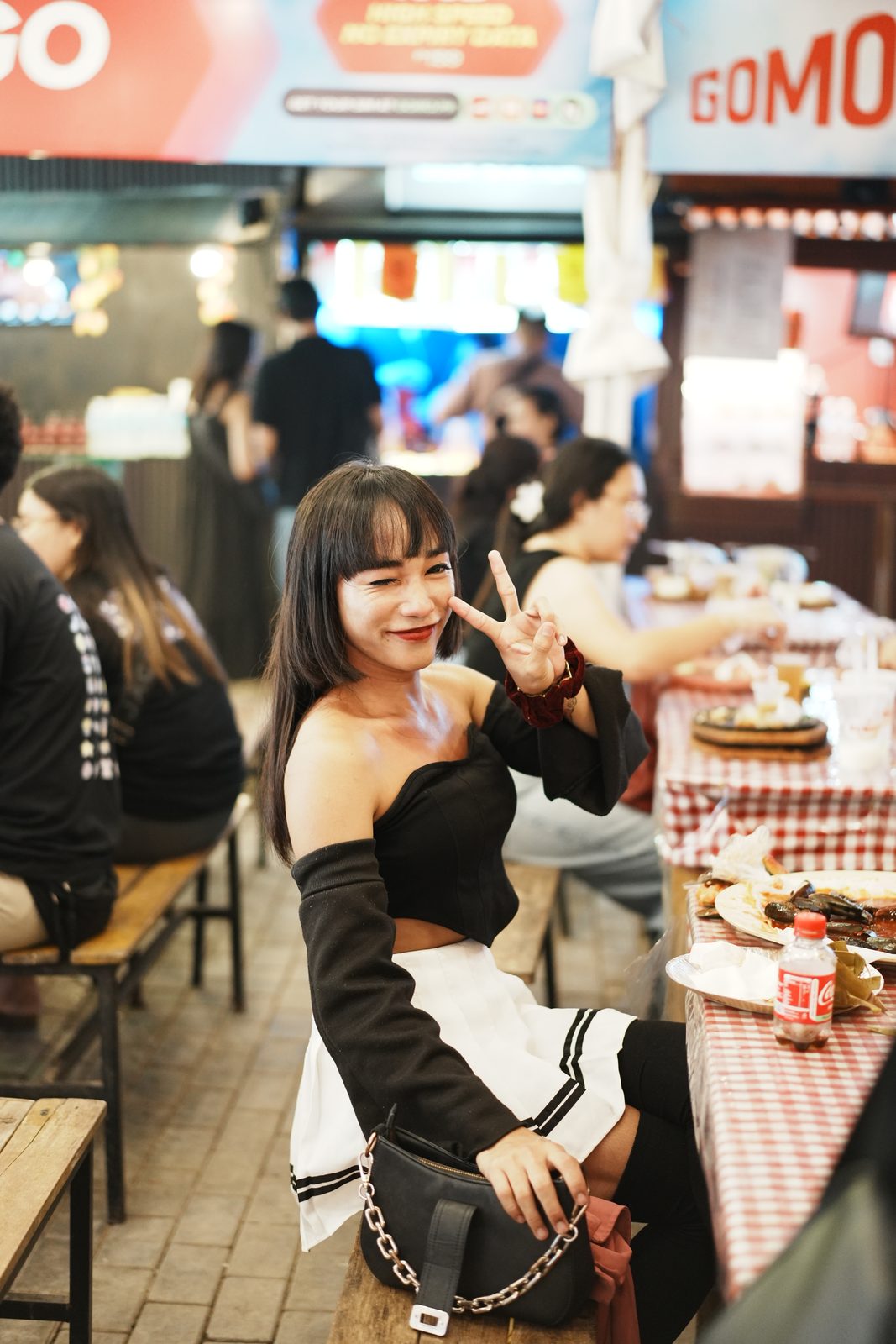 フィリピン美人と